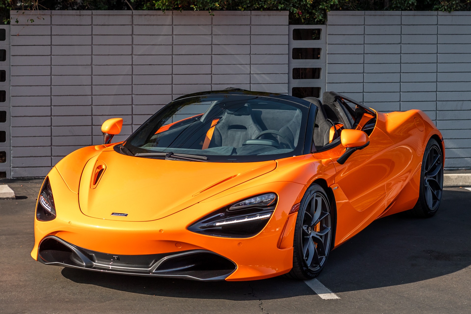 Used-2022-McLaren-720S-Spider-Performance-1704241487-2
