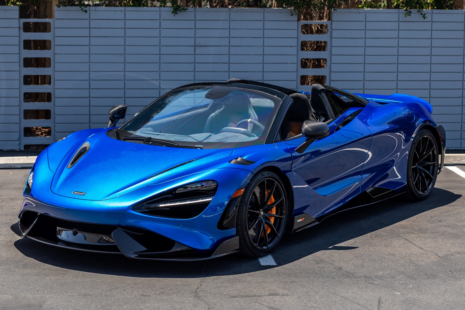 Used-2022-McLaren-765LT-Spider-1690320624-1