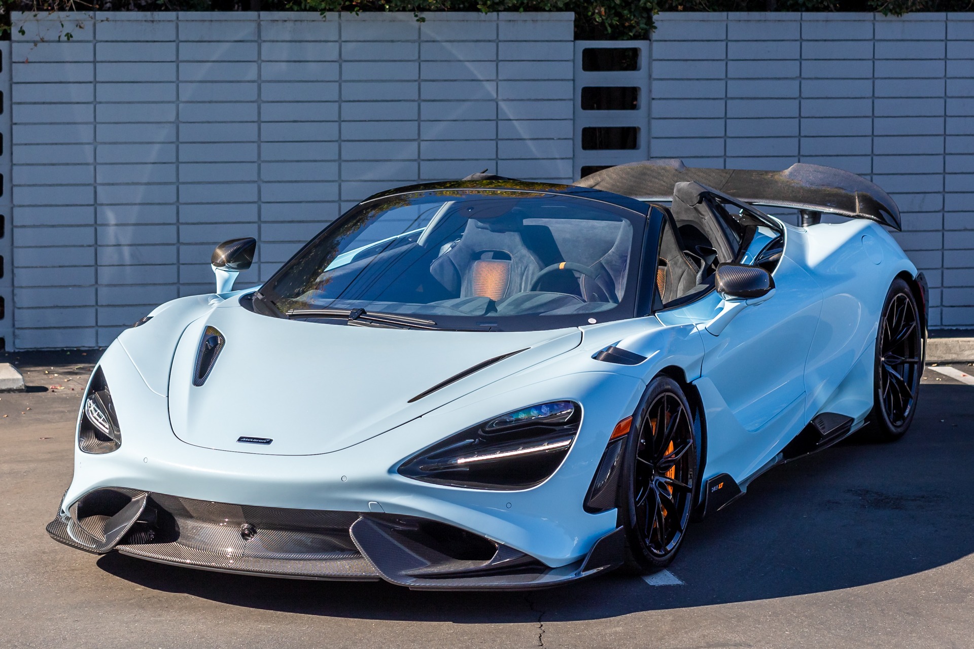 Used-2022-McLaren-765LT-Spider-1704915732-1